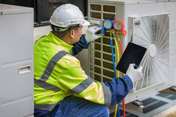 Professional Emergency Hvac technician working in Lakeview, MI